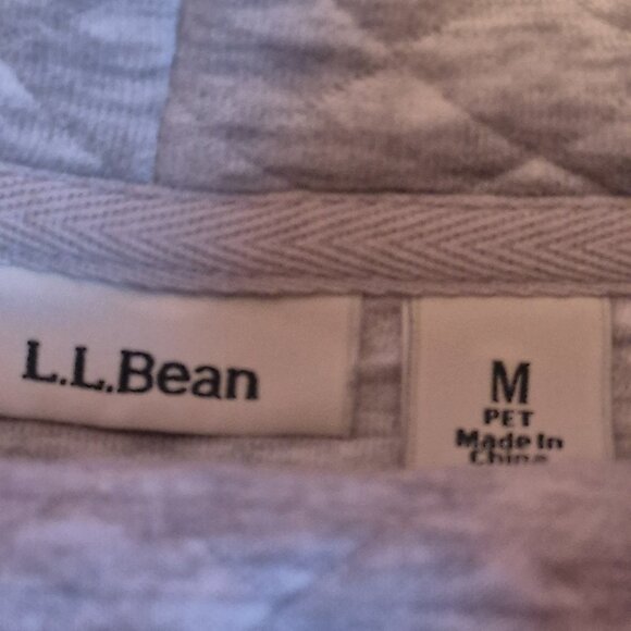 LL Bean Quilted Funnel neck Top Medium Petite - Picture 2 of 6